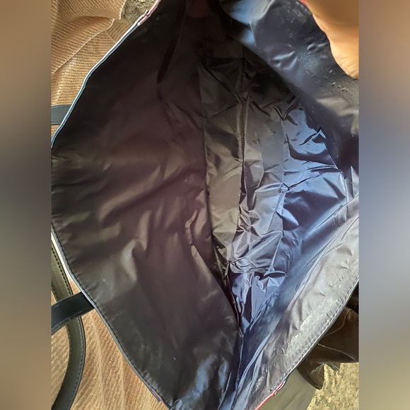 Victoria’s Secret Christmas Holiday Exclusive Sturdy Seasonal Tote Bag Red Black - Picture 6 of 9